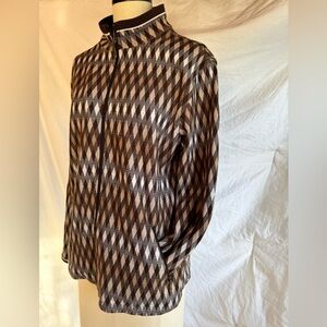 Alia *Medium* 
-~ Vintage~- Long-sleeved jacket with pockets and zipper.